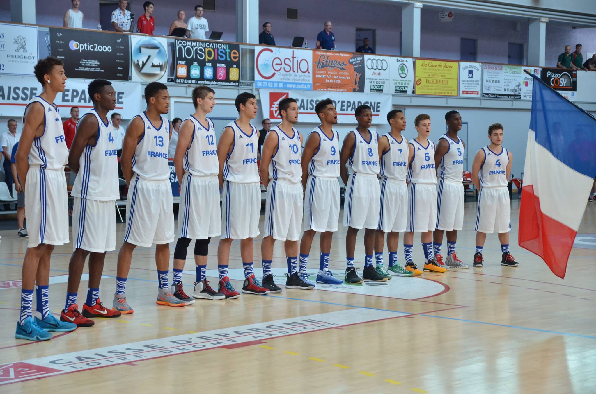 Les U18 remportent le Tournoi de Saint Chamond FFBB