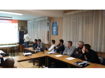 Eddie Viator anime la formation de la zone Nord - Photo : FFBB