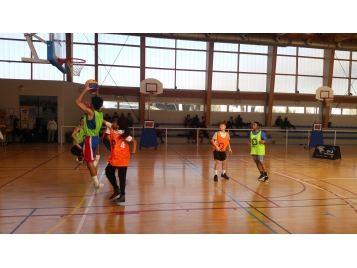 Les participants au tournoi 3x3 d'hiver du COSMA Arcueil