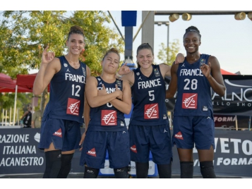 Les Françaises s'imposent pour la 6ème fois cette année - FIBA