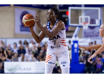 Endy Miyem a été décisive dans la prolongation - BLMA/Armand Lenoir-The Agency