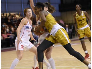 Valériane Ayayi et l'ESBVA affrontent Ekaterinbourg jeudi - Bellenger-Lecocq/IS/FFBB