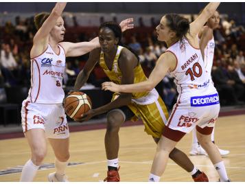 La Villeneuvoise Mame-Marie Sy-Diop - Bellenger-Lecocq/IS/FFBB