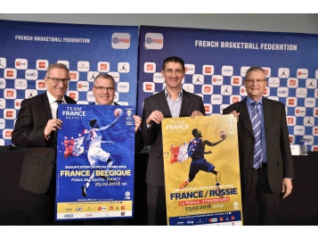 Philippe Durst, Thierry Bilichtin, Jean-Pierre Siutat, René Kirsch ont ouvert la billetterie des matches de février de l'Equipe de France Masculine