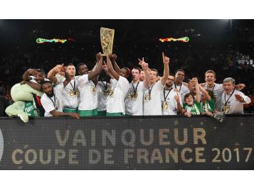 10 ans après sa première finale (perdue), Nanterre 92 a mis la main sur la Coupe - Bellenger/IS/FFBB