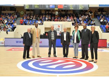 La promotion 2014, de gauche à droite, Gérad Bosc, Jim Bilba, Maxime Dorigo représentant Wladimir Fabrikant, Michel Rat, Martine Campi, Henry Fields et Cathy Melain