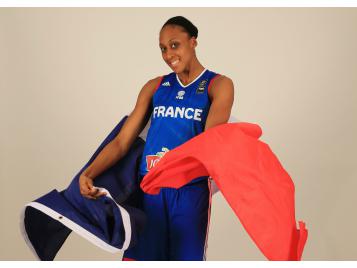 Sandrine Gruda et les Bleues entrent dans la dernière ligne droite - Tony Voisin/FFBB