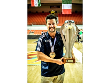 Arnaud Guppillotte, après la victoire des Bleuettes au championnat d’Europe féminin U16 - Photo : Laury Mahe/FFBB
