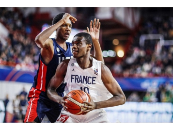 Après le Mondial U17, Samuel Eyango-Dingo rejoint l'Equipe de France 3X3 U18 - Photos FIBA