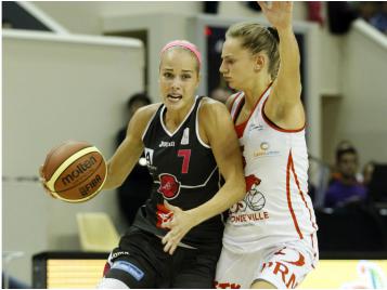 La Croate du TMB Antonija Misura va croiser la route de la France et de la Normande Marine Johannes - Bellenger-Lecocq/IS/FFBB