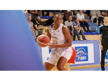 Oumou Diarisso lutte pour le maintien avec Tarbes - Photo : Jérémy Imbert