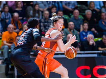 Katherine Plouffe et les Tango, prêtes pour le défi russe - FIBA