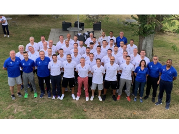 Arbitres et observateurs HN2 en stage à Lille