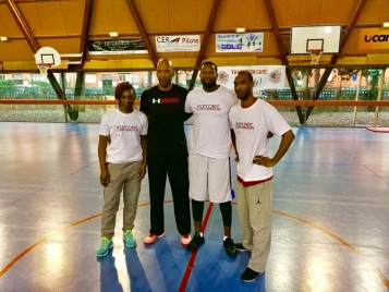 Ron Stewart et l'équipe de Sport Event Corporation au Ball4Camps
