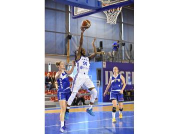 Kendra Chery en vue ce week-end avec les U18 du CFBB - Photo : Bellenger/IS/FFBB