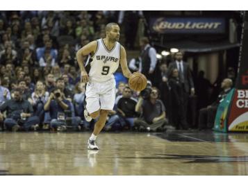 Blessé Tony Parker ne rejouera pas cette saison - Photo : PresseSports Tony Parker