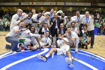 Nanterre a remporté la FIBA Europe Cup